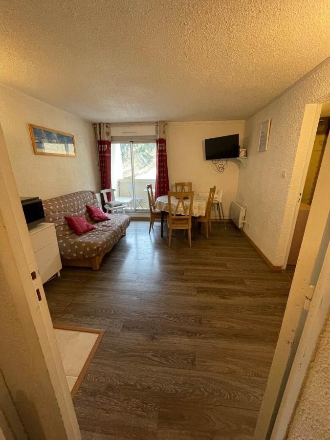 Chalet Cozy: Ski-in Apartment for 2-4 Guests La Mongie Exterior photo